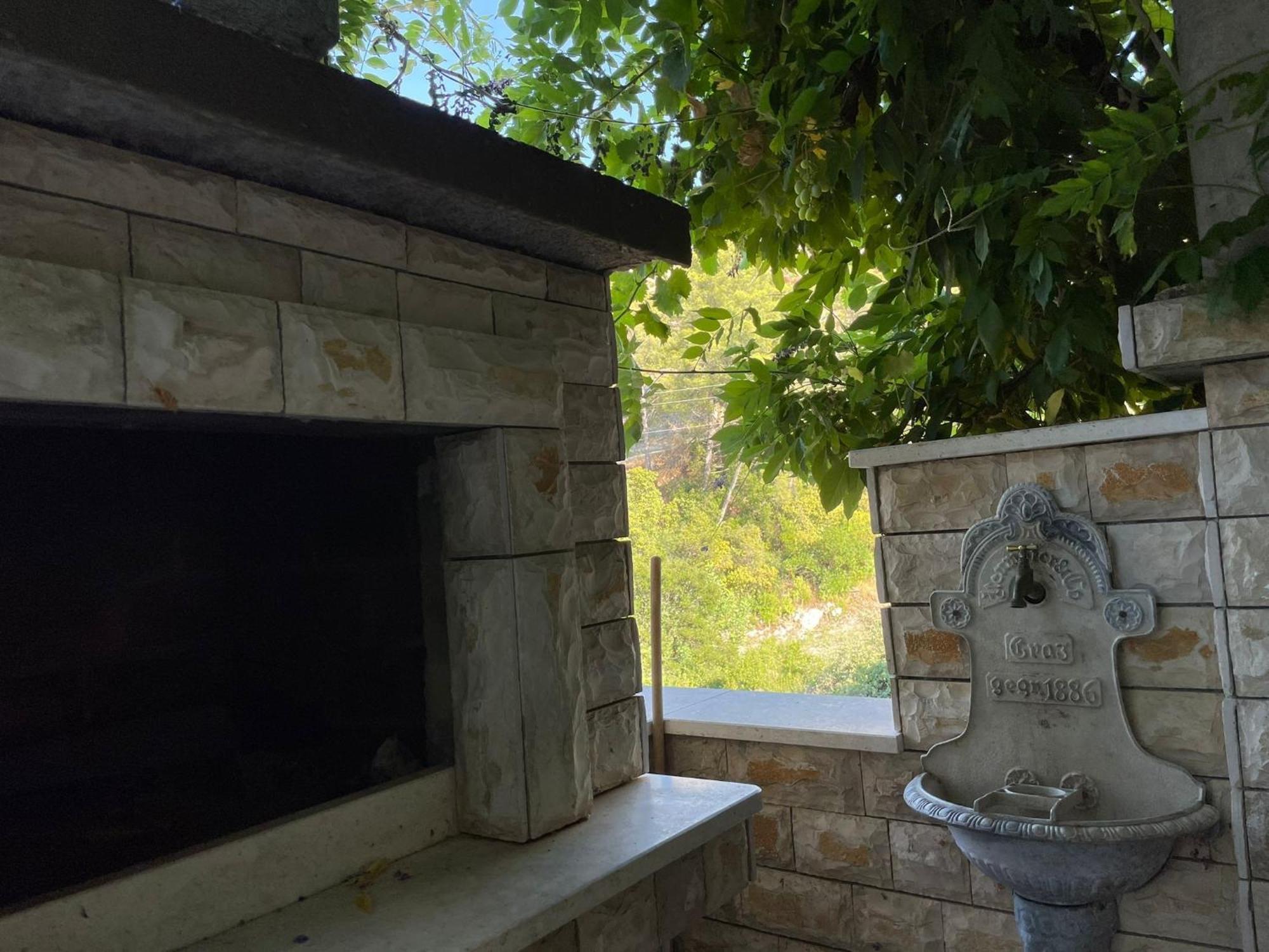 Apartments By The Sea Cove Donja Kruscica - Donja Krusica, Solta - 15636 Grohote Εξωτερικό φωτογραφία
