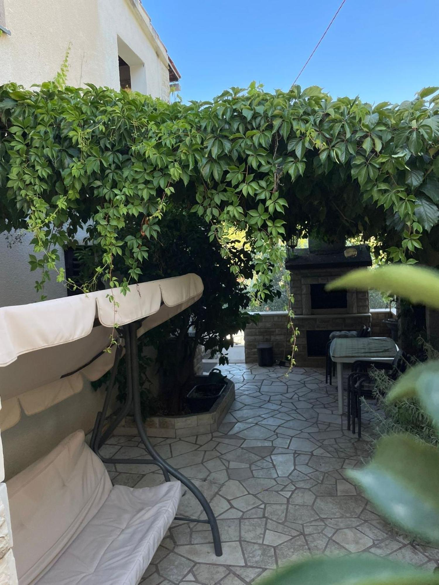 Apartments By The Sea Cove Donja Kruscica - Donja Krusica, Solta - 15636 Grohote Εξωτερικό φωτογραφία