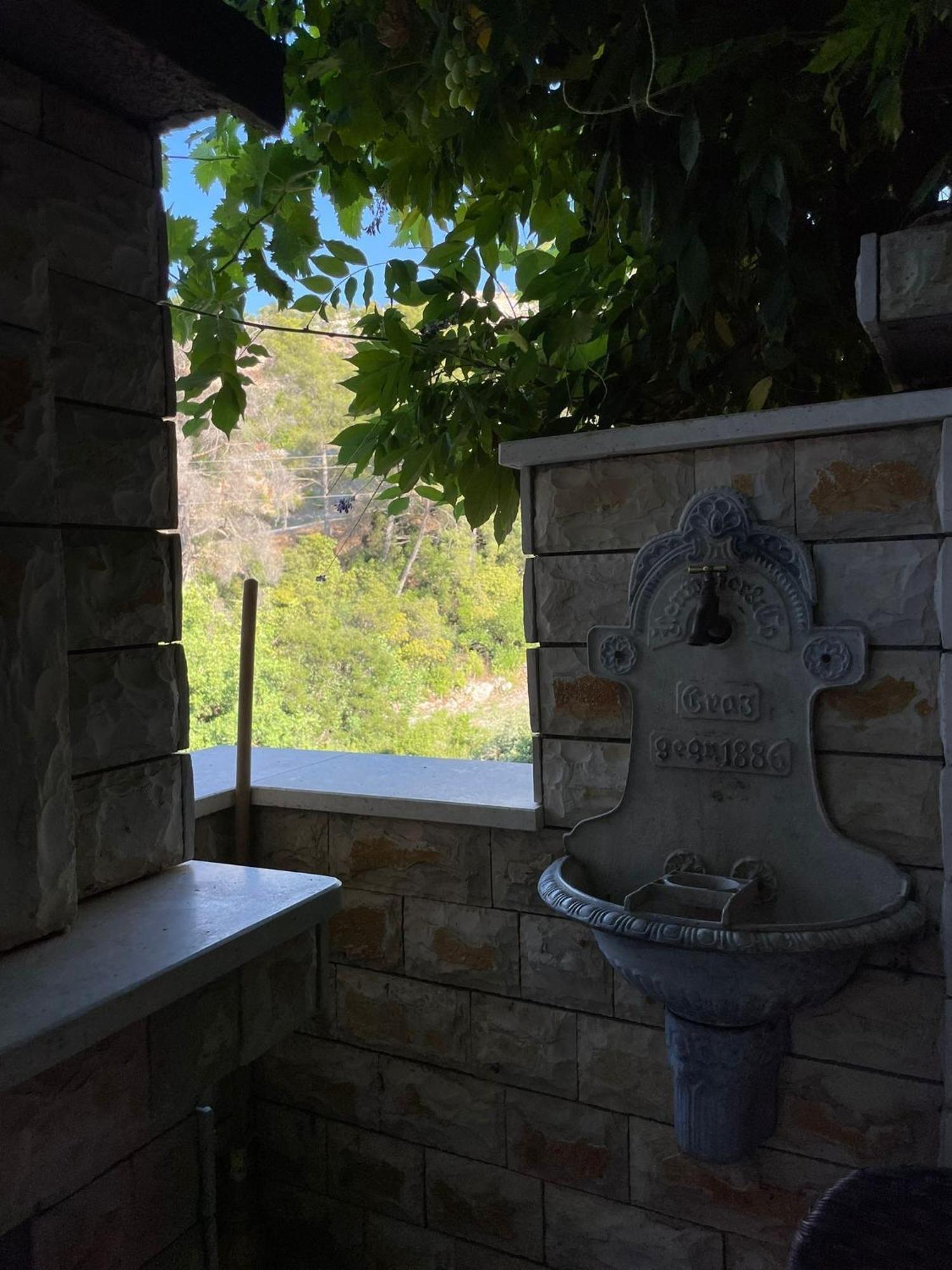 Apartments By The Sea Cove Donja Kruscica - Donja Krusica, Solta - 15636 Grohote Εξωτερικό φωτογραφία